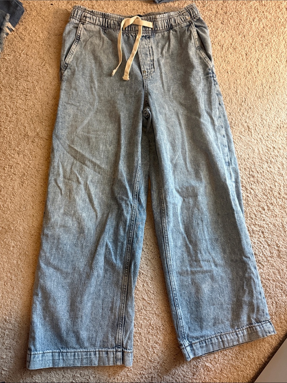 Women’s wide leg high rise jeans